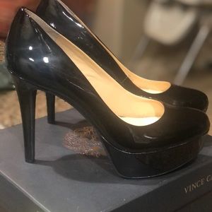 Gianni Bini stilettos size 8